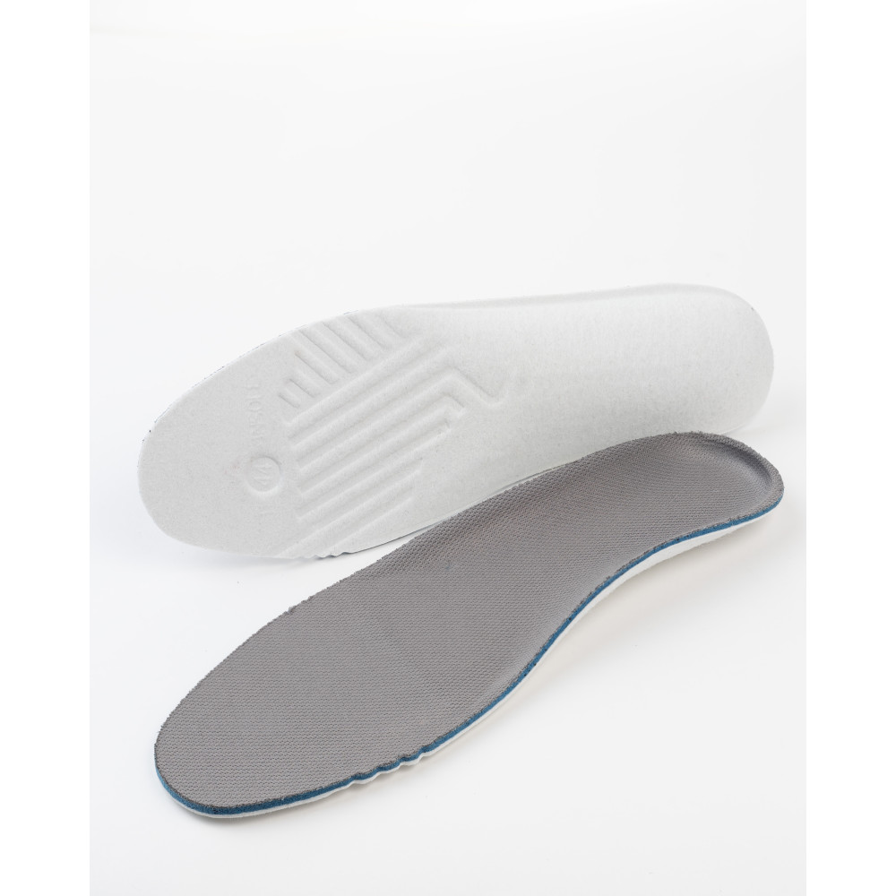 Устілка тришарова формована 